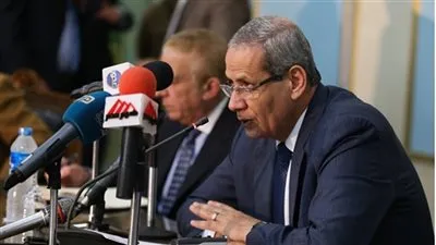 أولياء أمور طلاب مدرسة يتظاهرون اليوم أمام محافظة الجيزة