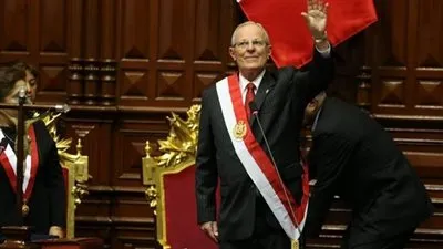 رئيس دولة ثري يتذمر من راتبه 