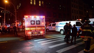 مصرع وإصابة 44 شخصا فى تصادم بين حافلة سياح وشاحنة بكاليفورنيا