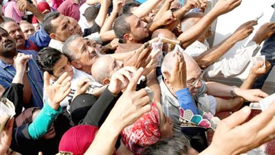 أزمة الحكومة دعاية للنواب.. 