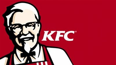 امرأة تطلب تعويض 20 مليون دولار من 