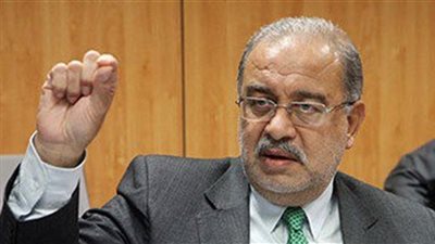 رئيس الوزراء: هناك ارتفاع في الأسعار.. والتكالب على السلع يخلق سوق سوداء