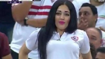 برلماني يداعب حسناء الزمالك على الهواء