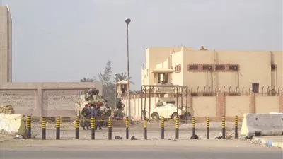 عاجل.. حبس مأمور سجن المستقبل ورئيس المباحث في الإسماعيلية بتهمة الإهمال