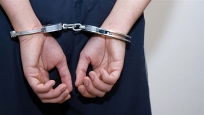 ضبط متهم هارب من أحكام قضائية بـ 