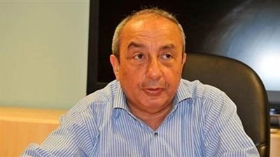 نقيب المهندسين يطالب بمنع تصدير المواد الخام للخارج