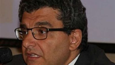 سفير مصر لدى موسكو: الروس لديهم نية حقيقية لإعادة الطيران إلى مصر