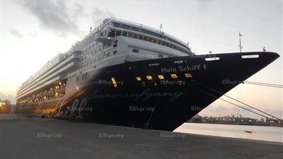 ميناء الإسكندرية يستقبل فوج سياحي بـ