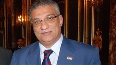 وصول وزير التنمية المحلية لقاعة مؤتمر الشباب بشرم الشيخ‎