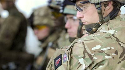 بريطانيا تنشر 800 جندياً وتعزيزات عسكرية بأستونيا ضمن قوات الناتو