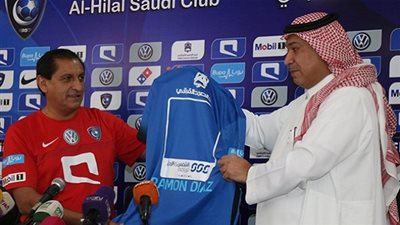 دياز: أتطلع لمواجهة الاتحاد.. والهلال يملك كل مقومات النجاح