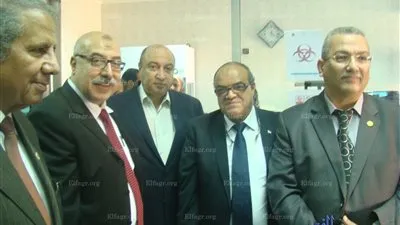 رئيس جامعة بنها يفتتح معمل البيولوجيا الجزئية (صور)