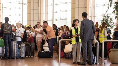 وزير الطيران: أخبار جديدة وإيجابية عن عودة السياحة الروسية إلى مصر