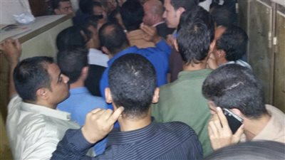 تجمهر المحامين بمحكمة طوخ اعتراضًا علي قرار حبس زميلهم