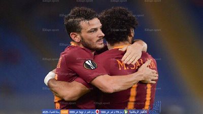 محمد صلاح يساند زميله فلورينزي بعد إصابته بقطع في الرباط الصليبي 