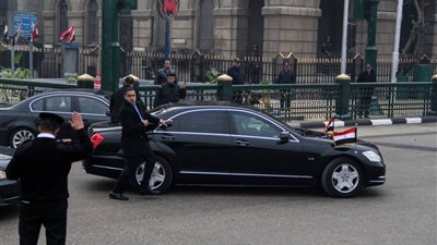 الأمطار تؤجل افتتاح 