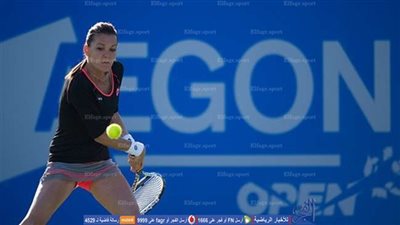 رادفانسكا تتأهل لنصف نهائي بطولة الماسترز