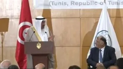 وزير سعودي سابق يسخر من 