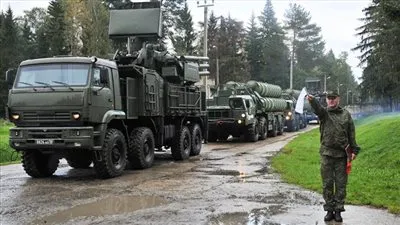 السفير البريطاني بموسكو: روسيا لن تبادر بالحرب مع أمريكا