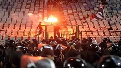 محامي الألتراس يطالب الرئاسة بتنظيم ندوة لحل أزمة الجماهير