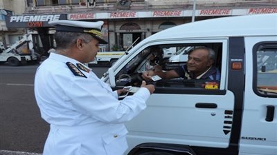 شرطة البيئة والمسطحات تضبط 65 سيارة مخالفة بالجيزة والقليوبية