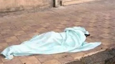 سيدة تقدم على الانتحار بالقفز من أعلى عقار لخلافات بينها وبين زوجها في الدقهلية