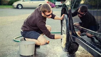 أفضل 10 نصائح لتجعل سيارتك وكأنها جديدة