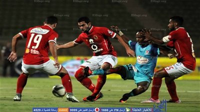 بالأسماء.. الأهلي يحسم صفقة المهاجم من بين 10 لاعبين 