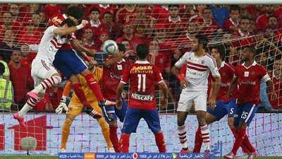 3 مهاجمين على رادار الأهلي.. واحد منهم يقوده إلى منصات التتويج (فيديو)