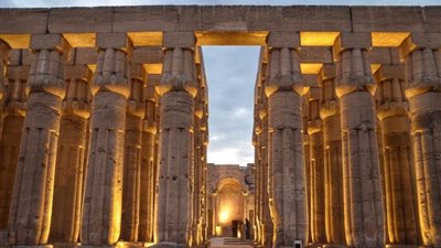 وصول وزراء السياحة لعدة دول إلى الأقصر للمشاركة بمؤتمر السياحة 