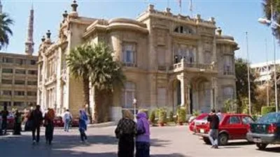 اليوم.. الملتقي الثقافي بكلية البنات لتكريم 