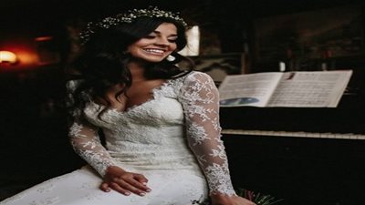 صيحات راقية من فساتين زفاف بأكمام طويلة لإطلالة أنيقة ومحتشمة للعروسة (صور)