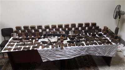 ضبط عاطلين بالإسكندرية بحوزتهما 700طربة حشيش