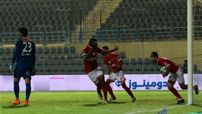 تدريبات استشفائية للاعبي الأهلي الأساسيين