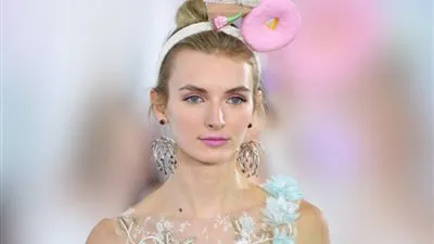 أغرب اكسسوارات عروس 2017 (صور)