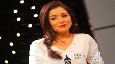 مى عزالدين: اختلاف ديانة والداي سببت مشاكل.. وتعلقت بـ