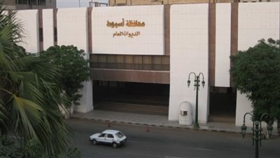 تحرير 34 محضر إزالة ورفع 680 طن مخلفات بمركز أبنوب بأسيوط 