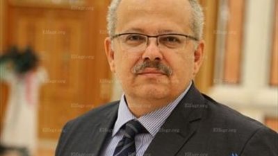 نائب رئيس جامعة القاهرة يشارك في فعاليات معرض الشارقة الدولي للكتاب