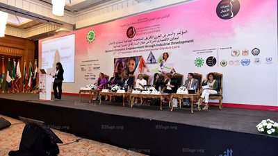 وزيرة الاستثمار تشيد بتحسن أداء مصر في تقرير ممارسة أنشطة الأعمال لعام 2017