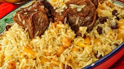 طريقة عمل الأرز بلحم الغنم لعزومة مثالية