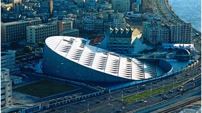 الإسكندرية اليوم.. إصابة طلاب مدرسة بإختناق .. المحافظ يستقبل السفير البريطانى 