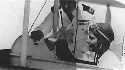 لطفية النادي .. أول كابتن طيار مصرية