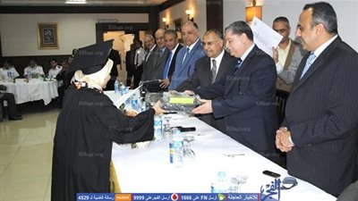 علاقات مطار القاهرة تنظم حفلا لتكريم أبناء العاملين المتفوقين فى الثانوية العامة 