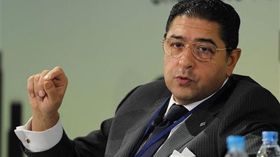 رئيس اتحاد البنوك: تحرير سعر الصرف قرار حكيم جاء في الوقت المناسب