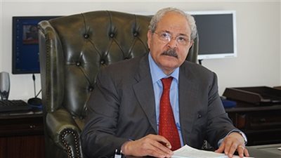 وزير المالية الأسبق: قرارات تحرير سعر الصرف شجاعة لكنها متأخرة
