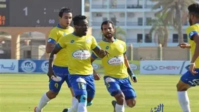 الإسماعيلي يتراجع عن تجميد 