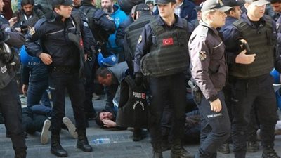 أهم أخبار تركيا اليوم.. أنقرة توقف 11 نائبا عن حزب مؤيد للأكراد والغرب يحتج