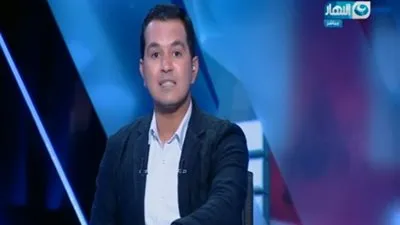 محمد الدسوقي رشدي منفعلا: 