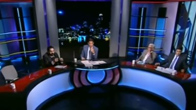 مشادة كلامية بين ضيوف 