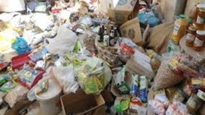 ضبط 20 طن مواد غذذائية داخل مخازن غير مرخصة بالمنيا